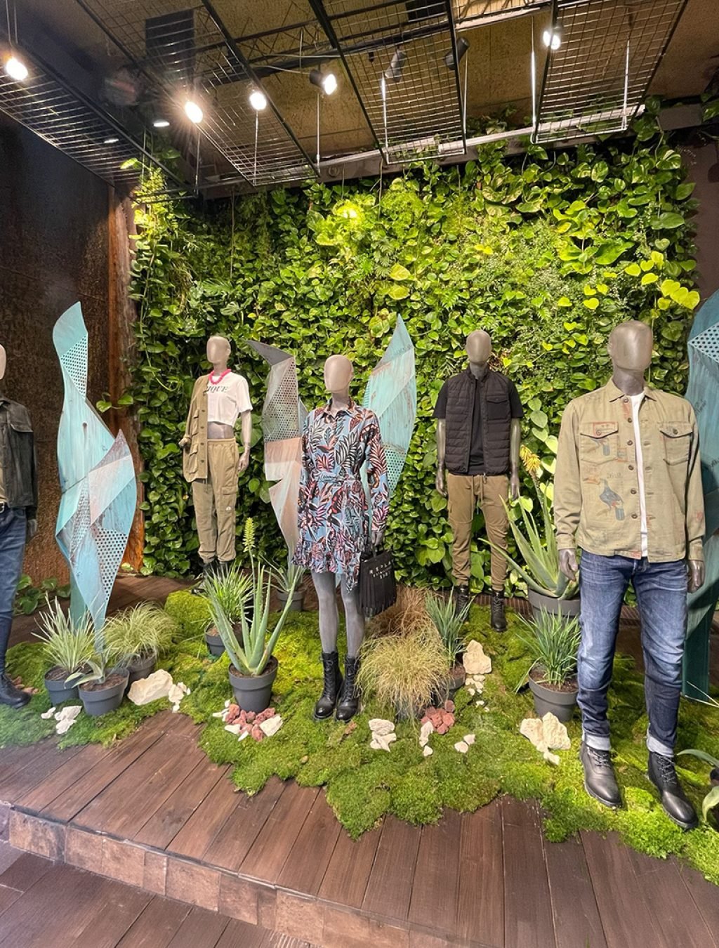 Replay_pianteMetallo_web1